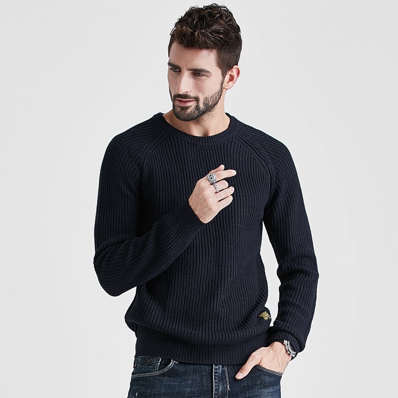 Men's Round Neck Sweater for Autumn and Winter