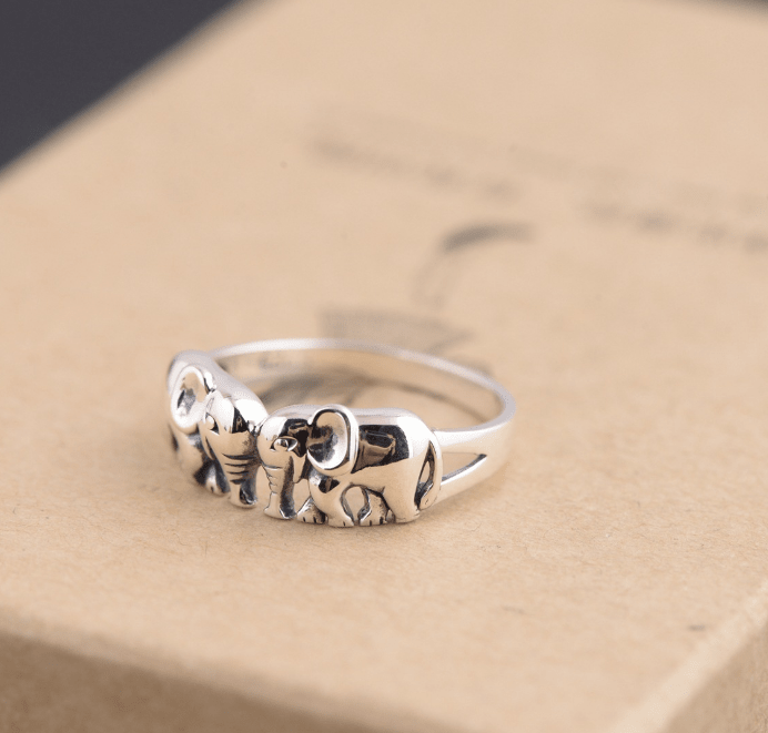 Elephant Ring in 925 Silver - A&N Outlet