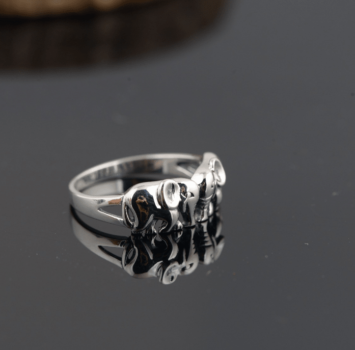Elephant Ring in 925 Silver - A&N Outlet
